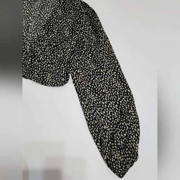 Shein Black Leopard Print Crop Blouse Bell Sleeves, sz XS - Picture 12 of 14